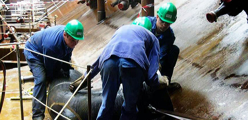 Tuyauterie industrielle chantier nautique en Loire-Atlantique